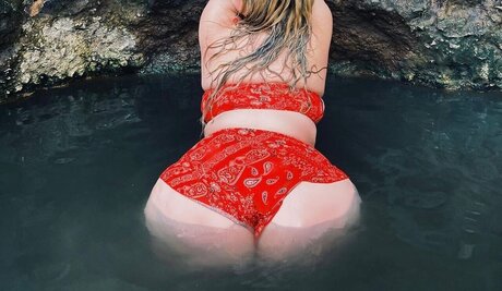 Обнаженная фотография утечки OnlyFans от Niqu