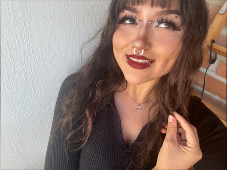 Naken läckt OnlyFans-bild av Belle Loven