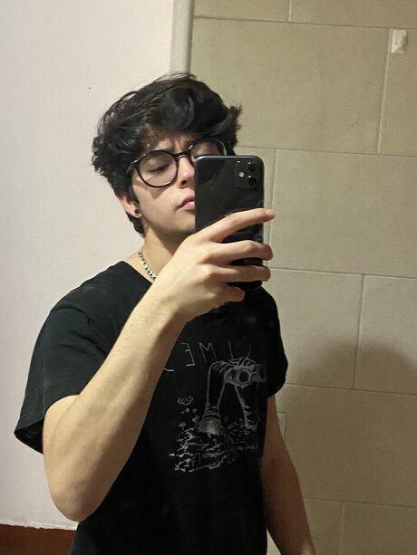 Naken läckt OnlyFans-bild av Badboy23