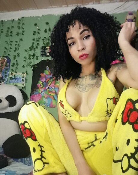 Foto di nudo di fuga di OnlyFans di Yoli Ink