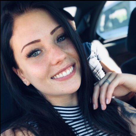 Foto nua vazada do OnlyFans de Holy Titts 