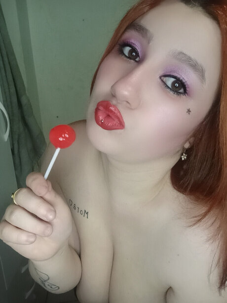 Nahá fotka uniklých OnlyFans od  
