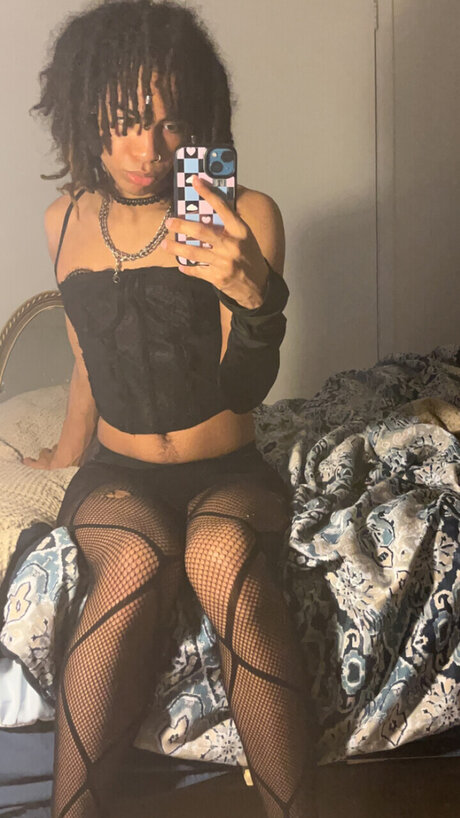 Naken lekkede OnlyFans-bilde av Svnday