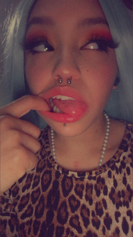 Naken lekkede OnlyFans-bilde av  