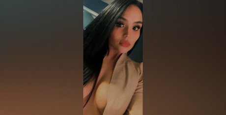 Naken lekkede OnlyFans-bilde av Heavenly Bella