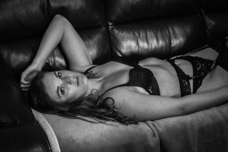 Naken läckt OnlyFans-bild av Sizzlin Izzy