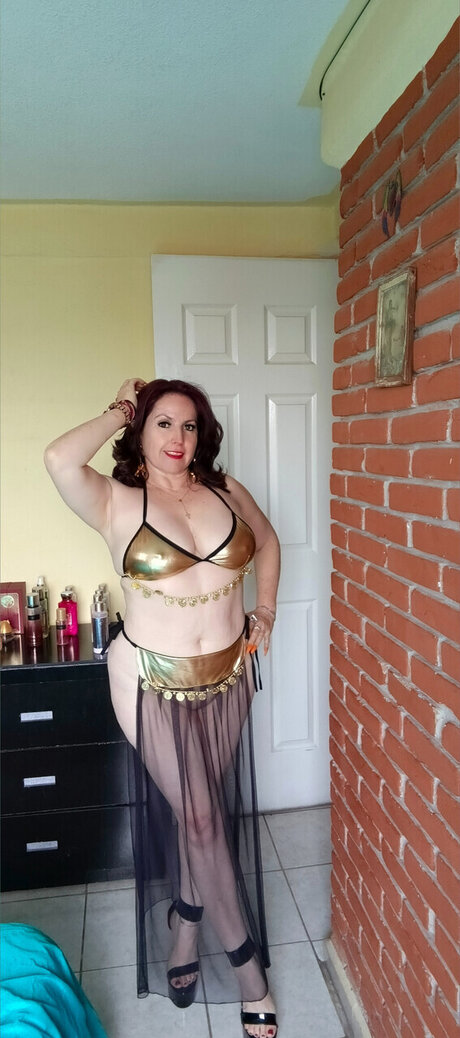 Naken lekkede OnlyFans-bilde av Violette