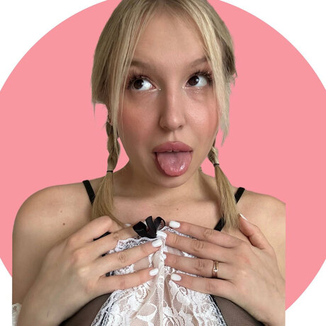 Naken lekkede OnlyFans-bilde av Julia 