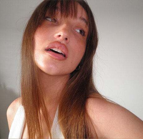 Naken lekkede OnlyFans-bilde av Yulialuchkey