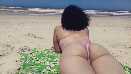 Naken lekkede OnlyFans-bilde av Flowers