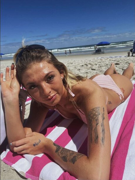 Обнаженная фотография утечки OnlyFans от Vanessa