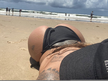 Naken läckt OnlyFans-bild av Krysta Mary