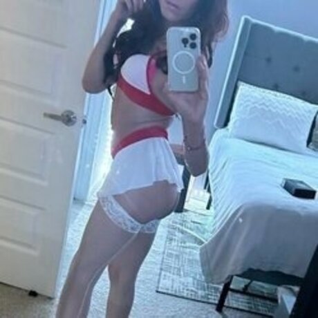 Naken läckt OnlyFans-bild av Lana Dehoyos