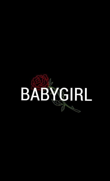 Naken läckt OnlyFans-bild av Baby Girl