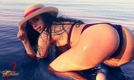 Alaston vuotanut OnlyFans-kuva Saori