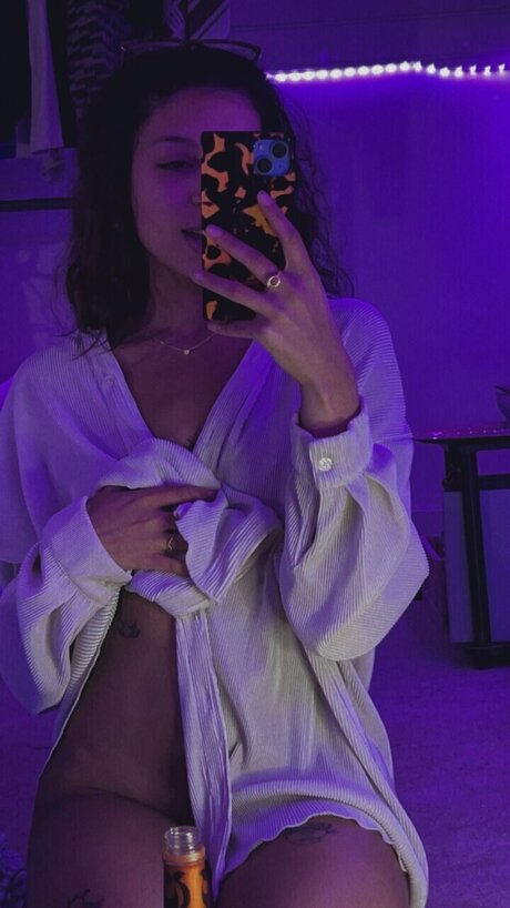 Naken läckt OnlyFans-bild av Ash