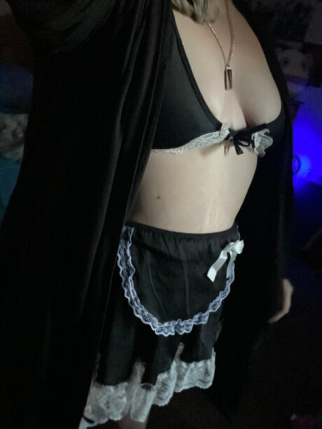 Alaston vuotanut OnlyFans-kuva Xratedbabycurves