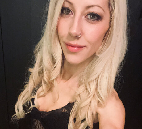 Naken läckt OnlyFans-bild av Brooklyn
