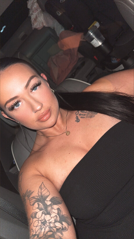 Nagie wyciekłe zdjęcie OnlyFans od Lectra Rose
