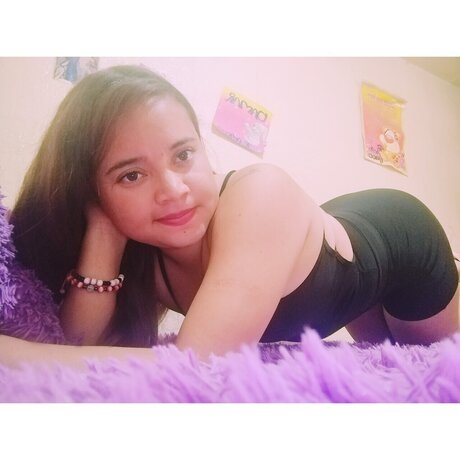 Alaston vuotanut OnlyFans-kuva Andreita Ospina