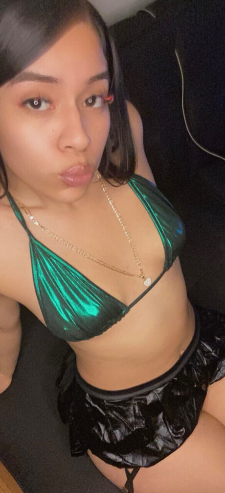 Nagie wyciekłe zdjęcie OnlyFans od Nini 