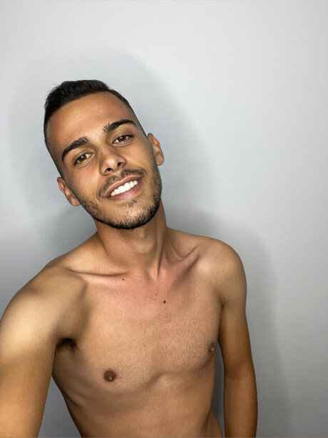 Naken lekkede OnlyFans-bilde av Fehr Tomi