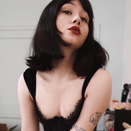 Nagie wyciekłe zdjęcie OnlyFans od Anne