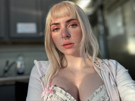 Naken läckt OnlyFans-bild av Zoey 