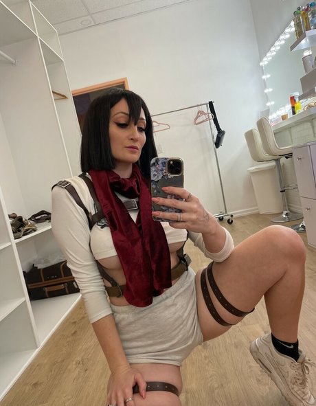 Holly Wolf