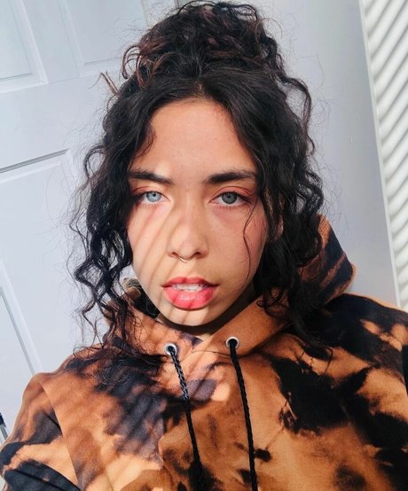 Nagie wyciekłe zdjęcie OnlyFans od Indigo De Souza