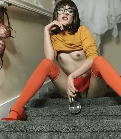 Joanie Brosas