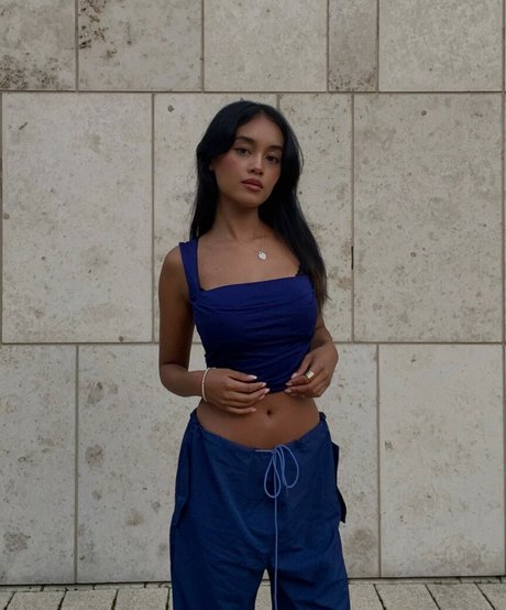 Naken lekkede OnlyFans-bilde av Jaruwanzehrer