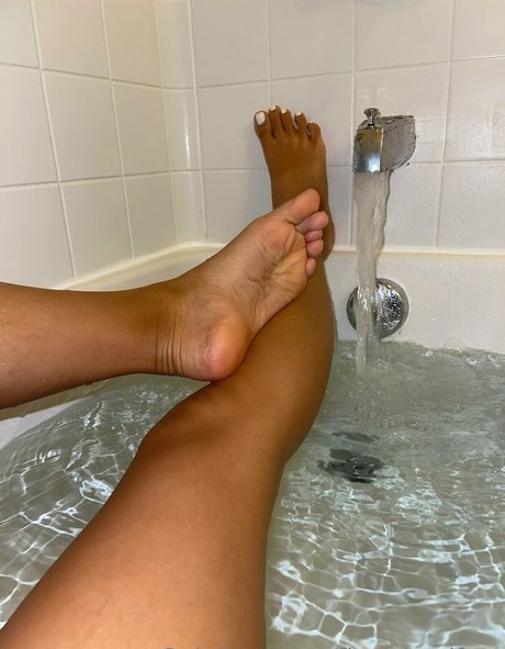 Fineislandfeet