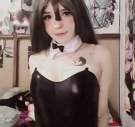 Momoiro Cosplay