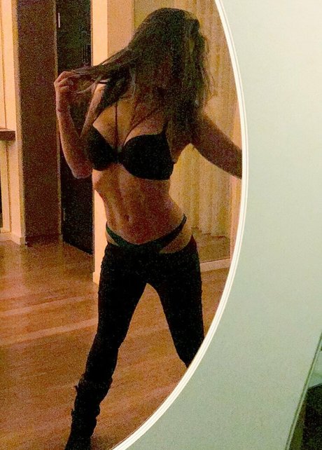 Meisha Tate OnlyFansリークヌード写真