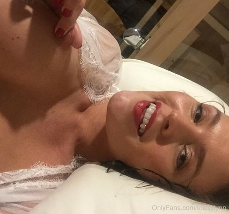 Nahá fotka uniklých OnlyFans od Krissy Lynn