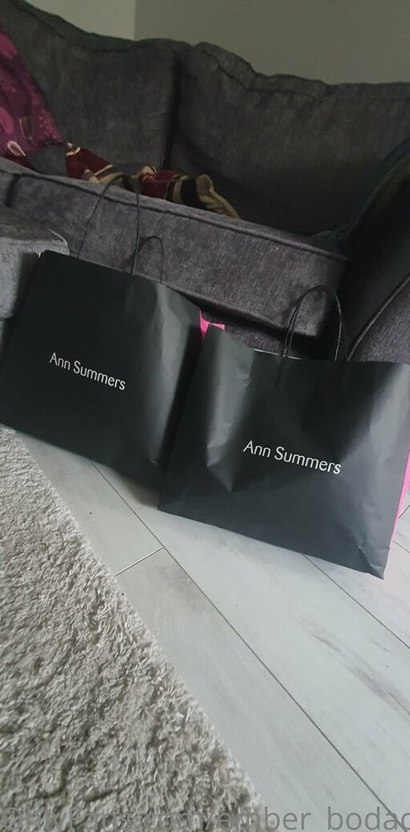 Nahá fotka uniklých OnlyFans od Emberbodacious