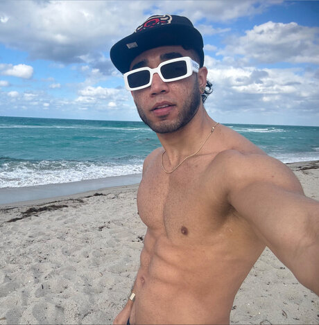 Обнаженная фотография утечки OnlyFans от Davids Vein