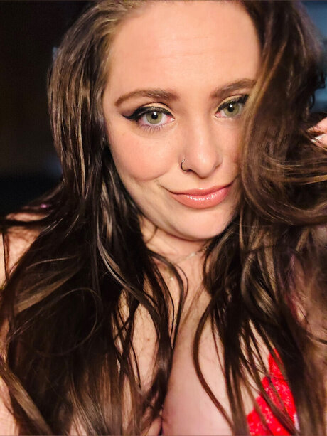 Naken läckt OnlyFans-bild av Miss Mae 