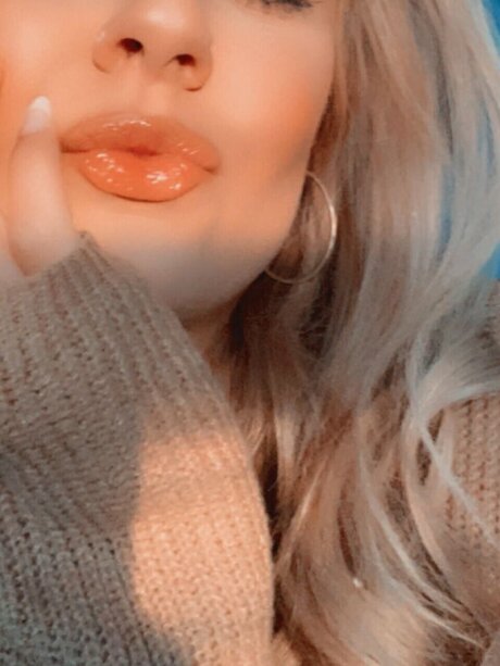 Naken läckt OnlyFans-bild av Lex