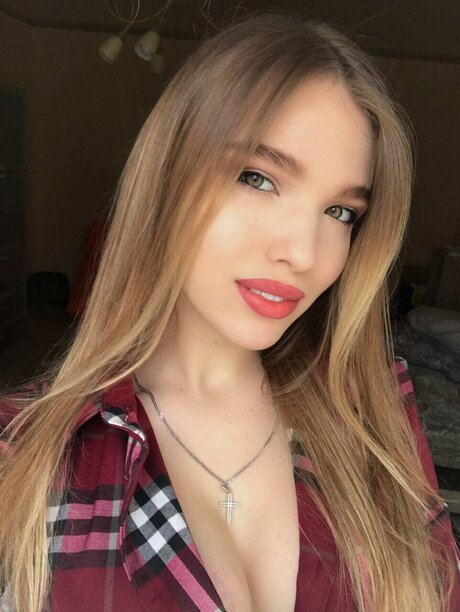 Naken läckt OnlyFans-bild av Marina G