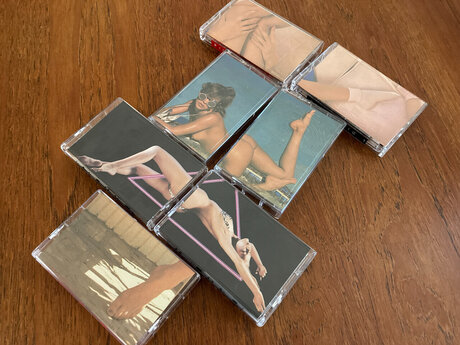 Alaston vuotanut OnlyFans-kuva Soft Core
