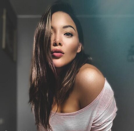 Naken lekkede OnlyFans-bilde av Alessiach