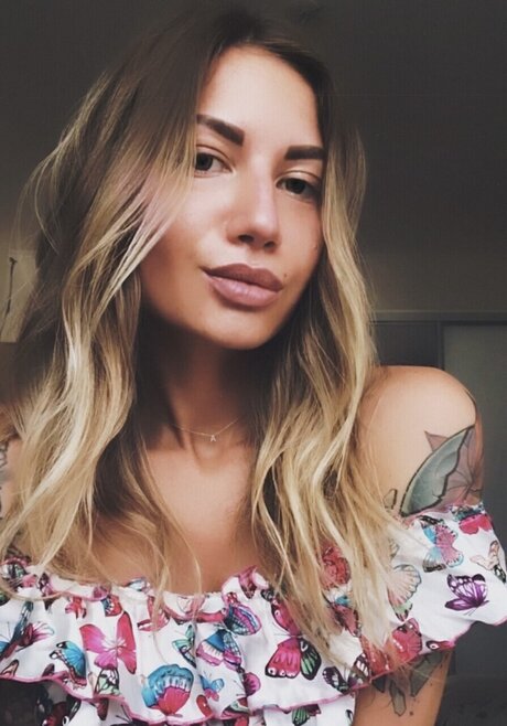 Naken läckt OnlyFans-bild av Vulva 