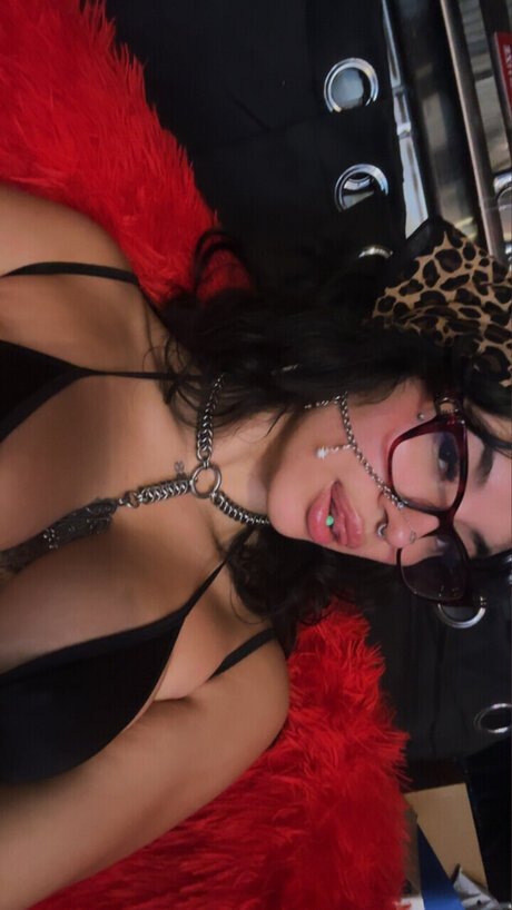Naken lekkede OnlyFans-bilde av Isla 