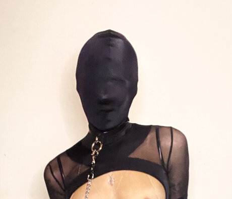 Naken lekkede OnlyFans-bilde av Nox