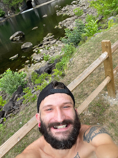 Naken lekkede OnlyFans-bilde av Bigdickdaddyfromcincinnati