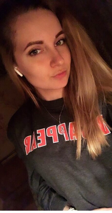 Vikki13