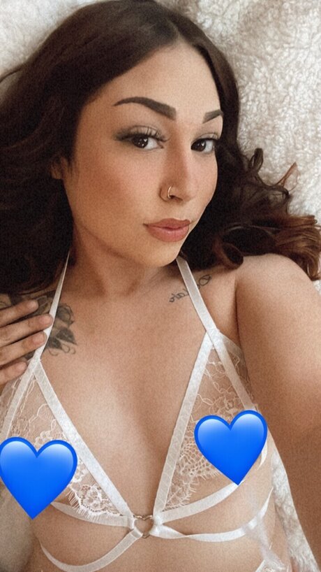Naken lekkede OnlyFans-bilde av Savvv Love 
