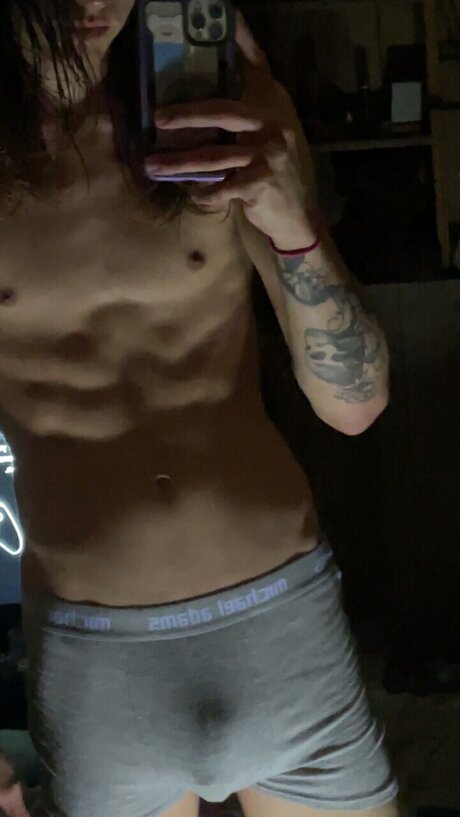 Naken lekkede OnlyFans-bilde av 